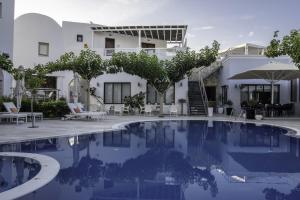 La Mer Deluxe Hotel & Spa Santorini Greece