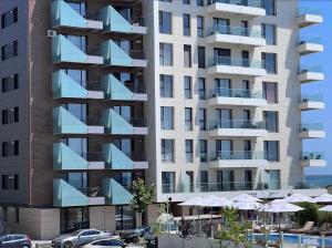 Carina & David Apartments