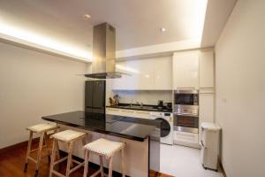 Suit of Naithon beachfron apartment