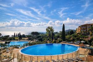 CAP ESTEREL AGAY SAINT RAPHAEL VUE MER Studio 4 personnes chez Evelyne