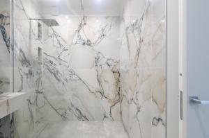 Petrovdom Apartments 23 in RC Kvartet, Vasylia Lypkivskoho 16Б