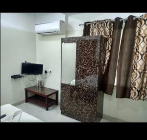 J R residency