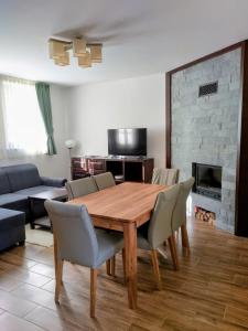 City-Top Panorama House & Apartments