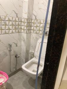 Classy Cabin Stay Near T2 Airport