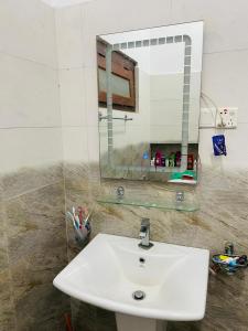 Jade Apartment