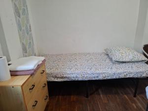 Allan Shared House Room P2