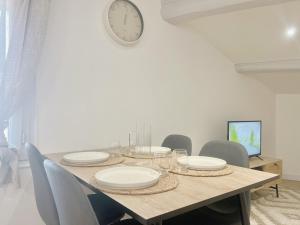 Grand Théâtre - Cosy, Centre-ville, 4 personnes, 1 chambre