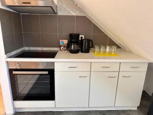 4-Bett Apartment im Zentrum - Nähe Restaurant & Waschsalon - WLAN, Parkplatz, Bad & mehr