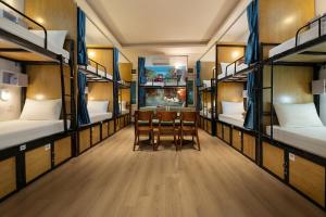 Hanoi Oldtown Nomad Hostel & Pub