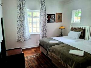 Sensitively restored spacious apartment