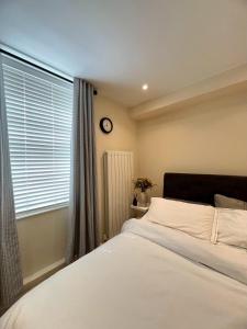 Flat at Fulham Broadway station