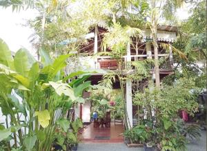 Hill Side Kings Villa (Colonial Bungalow)