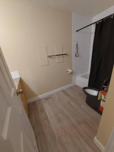 Charming 2-Bedroom House in Central Calgary