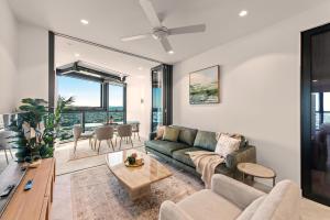 Queens Wharf 3BR Apt with 2 Parking