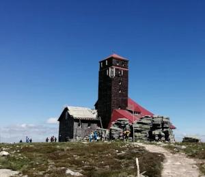 Apartament Szklarska Krokus II - kolej linowa na Szrenicę 7 minut samochodem, wysoki standard, światłowód, parking