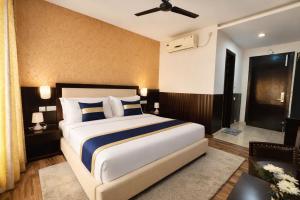 The Ginger McLeod Ganj-Centrally Heated & Air Cooled # Near Mall Road # Big Parking # Lift #Spacious Rooms # Most Awarded # Property Of The Year # By Vaikunth #