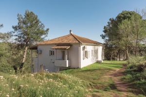 Casa Pino - private villa with pool in Corfu, close to best beaches and water park, ideal for families