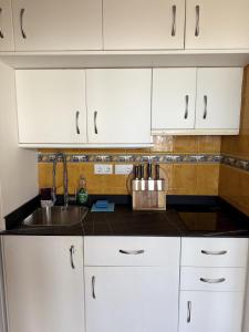 Cosy, seaview apartment, close to beach and bars -Edificio RHIN