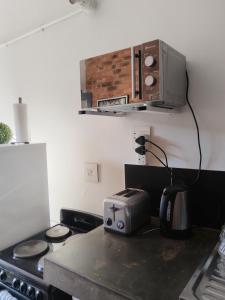 Executive Suite With Balcony Pool and Security On Site