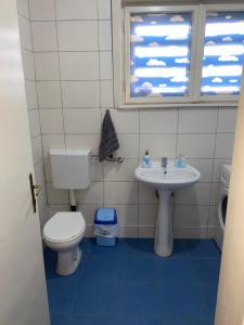 ROOM in CENTAR with SHARED BATHROOM and KITCHEN