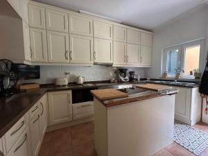 Vilamoura Family-Garden Villa