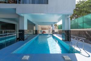 Pinecrest View Apartment