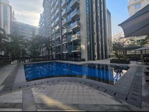 Power Ate Merje Condotel Accross Naia Terminal 3