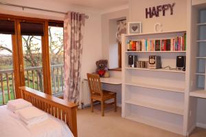 Open plan country home ideal for restful getaways
