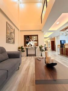 K&K The Modern Villa at Porto Laiya
