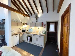 Couples Retreat at Peaceful Farm Stay near Snowdonia