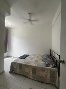 Teacher Aniss Homestay