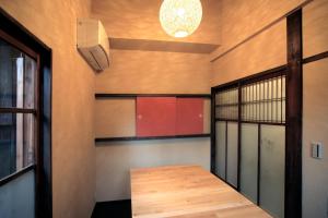 Kiyomizuan 清水庵 車庫2台可 ビフォアアフターの匠 坂田基禎さん改築の京町家