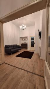 Old Town Apartment