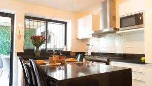 Casa Colibri - 1 block from Paseo de Montejo, Centro