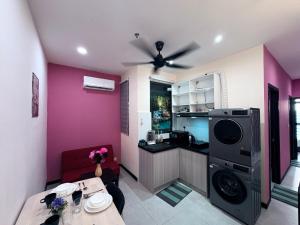Neu suite, Family Unit - Jelatek LRT Gleneagles Hospital