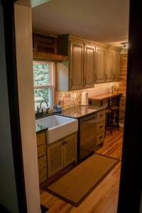 Big social area, grill, gym, large garden, X6