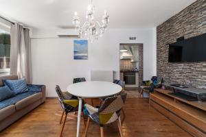 Modern Stylish Apartment near Beach