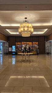Modern 1BR Shell High Floor Ikea, NAIA, MOA
