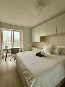 Cosy and Modern 1Bed Apartment near Gare du Midi City Dox