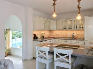 VILLA OASIS PRIVATE HEATED POOL La Cala Mijas