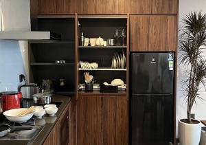 PentStudio Westlake - Cozy Duplex Apartment - New