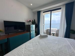 Jerrys Sunset Home The Sky