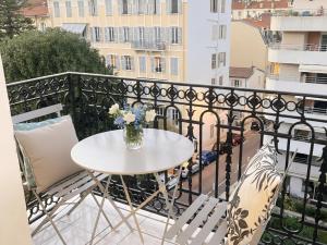 appartement moderne pour 3 pers Hyper Centre proche Jean Médecin