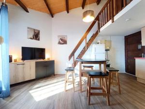 FRONT DE MER, Vue plage, Duplex 2 chambres, 6 couchages