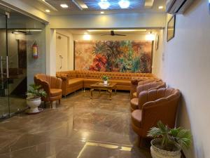 Hotel Manomay