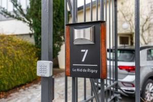 Le Nid de Rigny avec terrasse et place parking ext