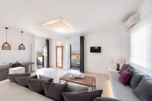 Anna Platanou Suites Paros Greece