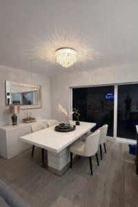 Luxurious 4 bedroom house in Orpington