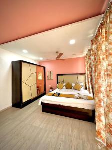SilverOak 4bhk Villa