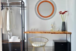 SunDay Free Airport Shuttle